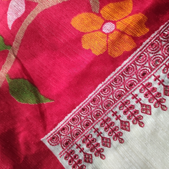 SAREE - Picture 6 of 6